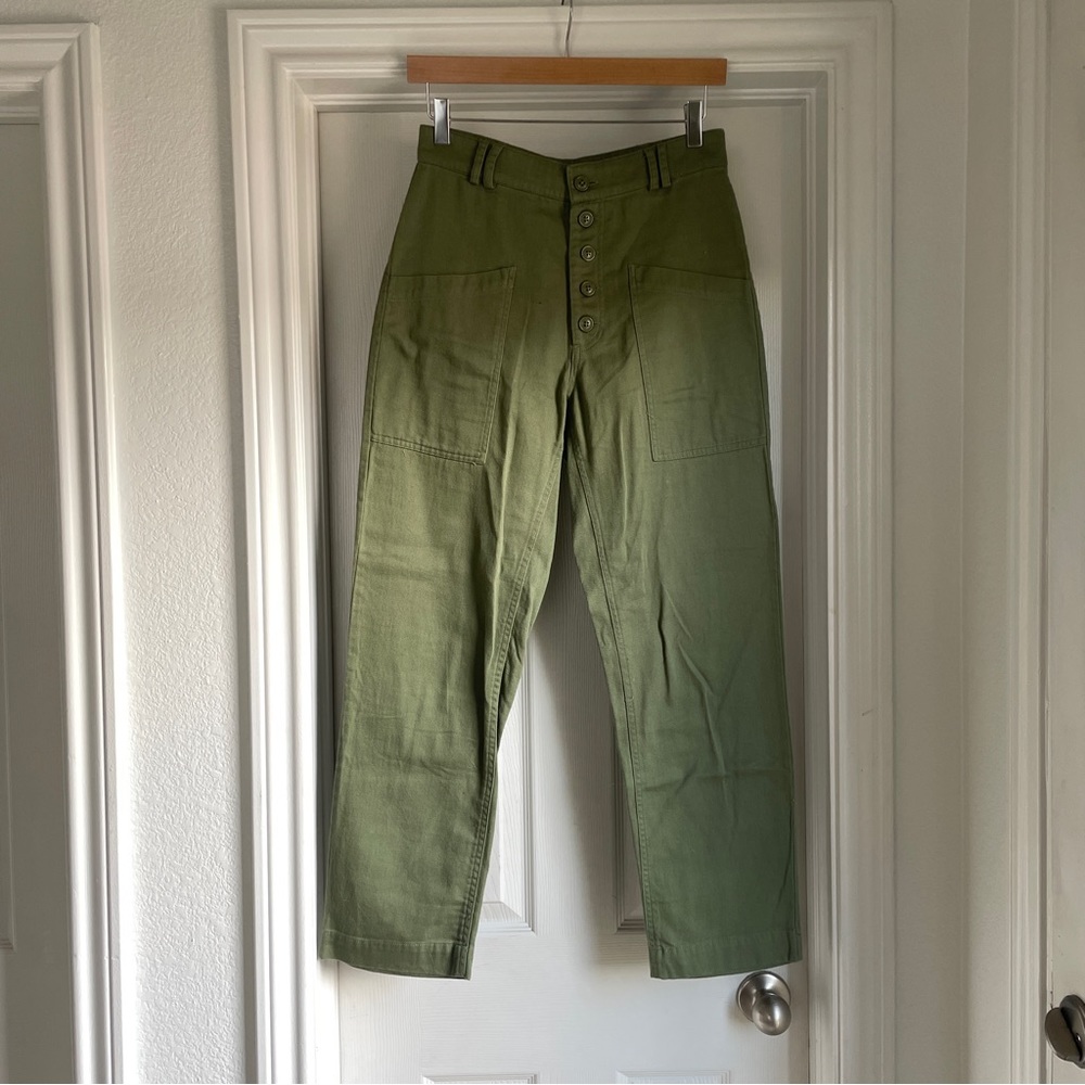 Green Urban Outfitters Cargo Pants (size 0)
